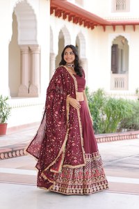 Lahenga Choli Dupatta Vichitra de Otoño, Cintura Natural, Silueta Holgada, Estilo Dulce, Largo hasta el Suelo, Bordado con Hilo de Seda y Lentejuelas - Product Image 6
