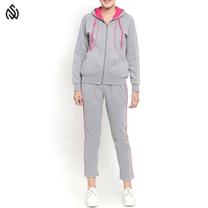 Survêtement d'hiver dernier modèle pour femme 100% coton à séchage rapide 2 couleurs en vente - Product Image 1