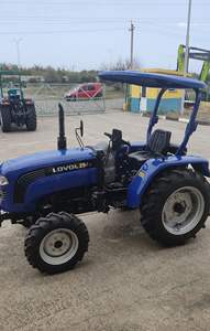 Nuevo Tractor Lovol 904 CE/EPA Euro 5 Certificado 50HP a 100HP 4WD Tractor agrícola Cabina cómoda y avanzada. - Product Image 5