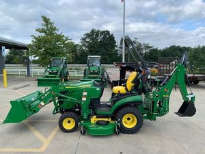 รถแทรกเตอร์ขนาดเล็กคุณภาพสูง ปี 2025 รุ่น John Deere 260B พร้อมผานหลังและผานหน้า สีเขียว ขับเคลื่อน 4 ล้อ รถแทรกเตอร์สำหรับสวนอเนกประสงค์ - Product Image 3