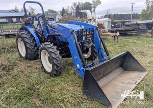 Tractor Compacto Utilitario de 10 HP con Tracción en las 4 Ruedas para Alta Productividad - Product Image 3