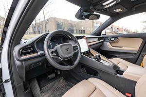 Polestar 2 Long Range Dual Motor USADO de 2022 - Product Image 2