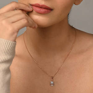 Pendentif en argent sterling 925 en forme de goutte d'eau pour femmes et filles - Prêt à offrir - Sertissage à griffes - Product Image 3