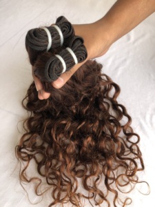 100% produit le plus vendu vison cambodgien brut 24''coloré #2 extension de faisceau bouclé donneur unique cheveux Double Machine fournisseur de trame - Product Image 5