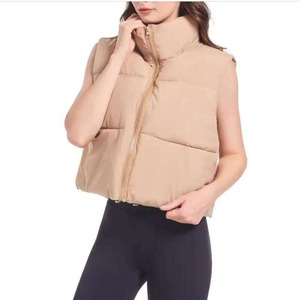 Chaqueta acolchada de lona de alta calidad para mujer, corta, sin mangas, impermeable, con capucha, desmontable, logotipo estampado personalizado, Otoño Invierno - Product Image 2