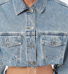 OEM personalizado Primavera al por mayor casual prendas de vestir lavado ácido abotonado de manga larga de gran tamaño de las mujeres Chaqueta corta de mezclilla media chaqueta - Product Image 4