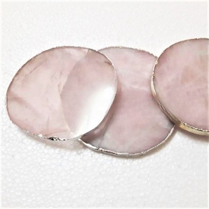 Quartz rose gros Feng Shui pierre naturelle cristal argent plaqué tasse sous-verres poli lumière souvenir mascotte pierre précieuse en ligne - Product Image 1