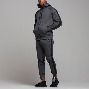 Offre spéciale Costumes pour hommes Vente en gros de haute qualité Nouveau style confortable Survêtements avec taille supérieure Design personnalisé Survêtements meilleure vente - Product Image 2