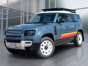 2025 Lan-d Rove-r Defender 110 P300 S AWD 110 P300 S 4dr SUV usado muy limpio - Product Image 6