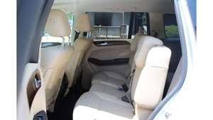 Oferta Especial 2024: Mercedes-Benz GLS 450 4MATIC, Vehículo Usado Premium, Automático, Listo para Conducir - Product Image 3