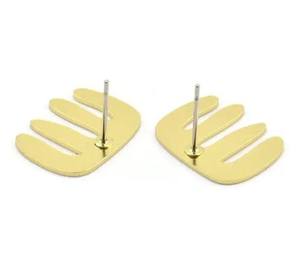 Pendientes de tuerca de circón con flores de moda para mujer en latón Pendientes de tuerca chapados en platino Exportador y fabricante en India - Product Image 6