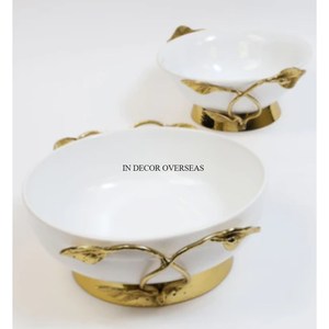 Juego de 2 cuencos hechos de metal de primera calidad de diseñador de ojos con acabado de esmalte de color completamente blanco para servir y decorar DE LA India - Product Image 6