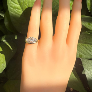 Bague de fiançailles et de mariage vintage en moissanite taille marquise de 2 carats, plaquée or jaune 14 carats ou or rose, sertie à griffes, best-seller de Iced Jewelz - Product Image 3