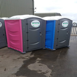 Toilettes mobiles de luxe pour l'extérieur, remorques sanitaires portables à vendre - Product Image 1