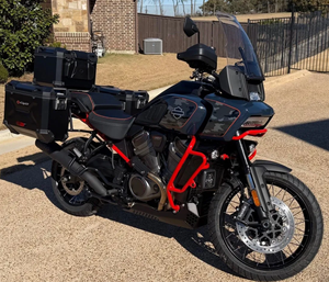 COMO NUEVO - LISTO PARA CONDUCIR - HARLEY-DAVIDSON CVO PAN AMERICA 2025 - Product Image 1