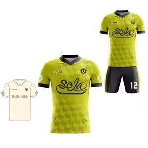 Venta al por mayor de poliéster transpirable camiseta de entrenamiento de fútbol y pantalones cortos sublimación personalizada 25/26 temporada hombres fútbol Jersey Kits - Product Image 1