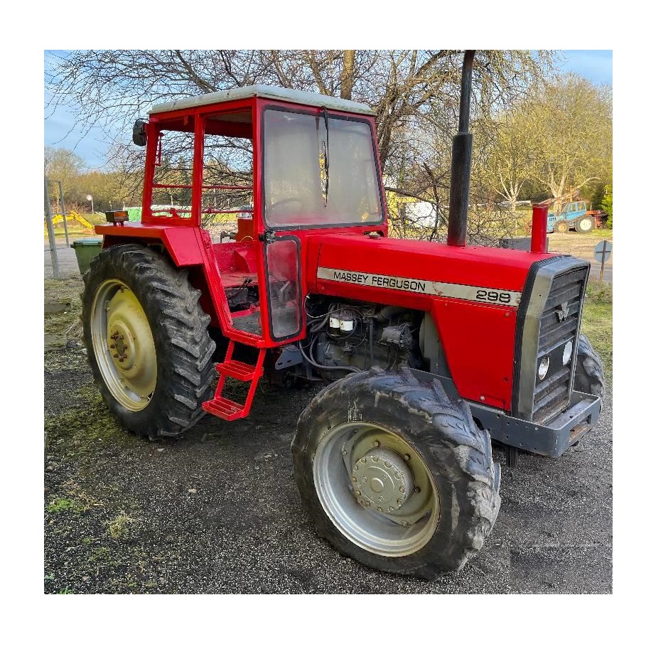 ご当地キティ　根付け　MASSEY FERGUSON ご当地キティ 根付け MASSEY FERGUSON ご当地キティ 根付け
