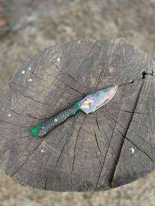 Meilleurs couteaux de chasse artisanaux en acier avec étui en cuir gaufré découpé, matériau massif, prix bas, faible MOQ - Product Image 3