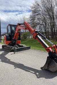 Mini-pelle Kubota à faible durée de vie à prix compétitif Cabine KX033-4/CA/Chaleur; Bras d'extension; Lame d'angle; Coupleur rapide/godet; Caoutchouc - Product Image 5