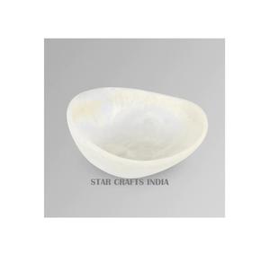 Saladier de table en résine pour la cuisine Nouveau design Bol de service en résine fait à la main pour la maison et le jardin Bols de vaisselle Ustensiles de cuisine personnalisés - Product Image 1