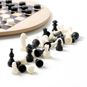 Set di Giochi di Scacchi Ruta Personalizzati con Accessori su Misura - Product Image 2