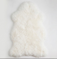 PEAU DE MOUTON BLANCHE DU BRÉSIL - QUALITÉ HAUTE GAMME - PRODUIT NATUREL - PROVENANCE DES MEILLEURS TAPIS EN CUIR DE VACHE