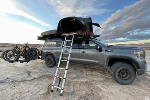 EXTREMADAMENTE LIMPIO, CON VOLANTE A LA DERECHA/IZQUIERDA, GM-C CANYON AT4 TURBO 2024, 4 CILINDROS, 4X4, LISTO PARA ENTREGAR - Product Image 5