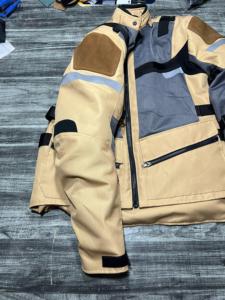 เสื้อแจ็กเก็ตผ้าคอร์ดูร่าผ้าไนลอนกันน้ำออกแบบได้ตามต้องการสไตล์ใหม่ล่าสุด - Product Image 5