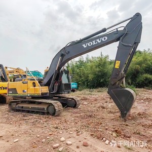 สภาพดี ผลิตในเกาหลีใต้ รถขุด Volvo 210DL มือสอง รุ่น 20T ของแท้ ขาย - Product Image 3