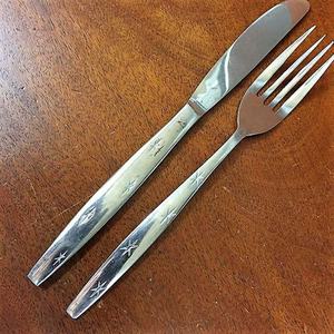 Juego de Cubiertos de plata de diseño real con aspecto moderno Juego de cubiertos modernos de aspecto real de alta calidad para restaurante Boda Hogar Hotel - Product Image 5