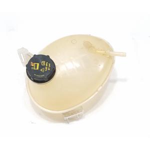 ถังน้ำหล่อเย็นฟอร์ด อีโคสปอร์ต ซีรีส์ GN11-8A080-BA ZTJA, ZTJB, ZTJC ดีเซล 1500 (12>) - Product Image 1