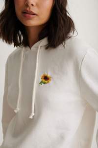 Sudadera con capucha de gran tamaño para mujer, ropa de calle de algodón 100%, logotipo bordado a la moda, hombros caídos, sudaderas con capucha personalizadas Premium para mujer - Product Image 4