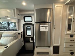 Fleetwood Flair 2-8-A d'occasion 2024 à vendre - Product Image 4