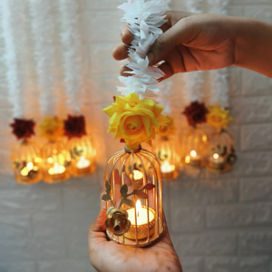 Bougeoir décoratif avec jasmin blanc pour décoration de la maison, décoration de la nuit Diwali, nouvel an, noël, décoration de pendaison de crémaillère - Product Image 1