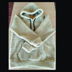 Sudadera con capucha de moda de invierno para hombre Sudadera cálida peluda con bordado de letras Patrón de diseñador de talla grande hecho de lana - Product Image 3