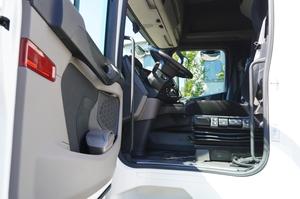 Nuevo/USADO SCA NIA R500 8X4 DIÉSEL COLOR BLANCO Transmisión Automática Norma de Emisiones Euro 6 368KW - 500HP - Product Image 3