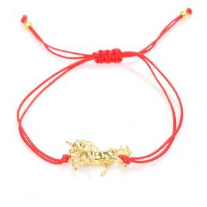 สร้อยข้อมือเงินแท้ 925 ประดับด้วยด้ายสีแดงรูปม้า - Product Image 4