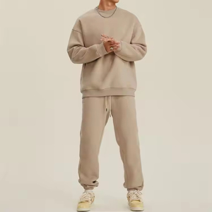 Chándal de terciopelo extragrande personalizado para Hombre | Conjunto de sudadera y pantalones de poliéster a juego | Sudadera de lujo en blanco Streetwear 2025 - Product Image 3