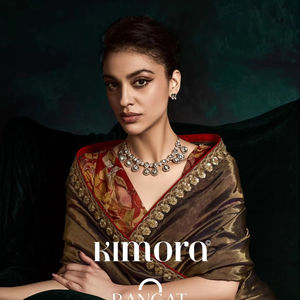 Saree en soie de créateur avec broderie en tissu écrasé doux Style indien pakistanais tenue de fête de mariage pour les femmes avec bordure élégante - Product Image 1