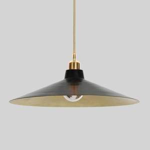 Lampe suspendue en métal design, conçue pour rehausser la décoration intérieure avec un look audacieux, une forme artistique et une éclairage fonctionnel. - Product Image 6