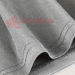 Hoodie sans manches en satin tricoté respirant pour homme, idéal pour l'entraînement sportif estival - Coton biologique, couleurs et tailles personnalisables - Product Image 5