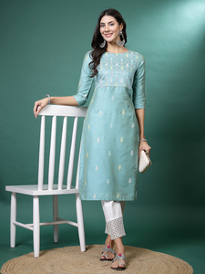 Kurtis Rama de Diseño Tradicional Indio, Tela de Algodón Puro, Estilo Anarkali, Cuello en V Largo, Mangas Tres Cuartos, Kurta Bordada con Pantalón - Product Image 6