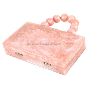 Embrayage en résine fabriqué à la main pour femmes boîte à perles multicolore sac à main modèle Animal Sculpture motif pour cadeaux Souvenirs en gros - Product Image 1