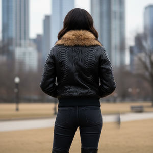 Blouson Bomber Fin en Cuir Véritable Noir à Carreaux avec Col en Fourrure de Renard et Fermeture Éclair Coupe-Vent Hiver Femme Streetwear - Product Image 5