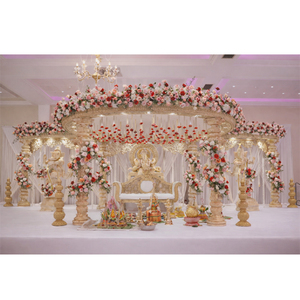 Mandap Traditionnel Hindou Doré pour Mariage – Luxe Indien, Sculpté à la Main, en Bois, pour Mariages Gujarati – Édition 2026 – Vente aux États-Unis - Product Image 1