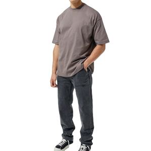 T-shirt Homme Personnalisé en Coton Épais Marron Coupe Boxy Streetwear Épaules Tombantes Oversize Uni - Product Image 4