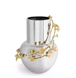 Luxueux vases de maintien de fleurs en acier inoxydable de haute qualité durable et durable déco de fleurs de luxe avec extrémités de feuilles - Product Image 3