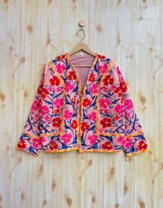 Suzani เสื้อแจ็คเก็ตผ้าฝ้ายสีชมพูอินเดียสำหรับผู้หญิงเสื้อโค้ทปักลายด้วยมือเป็นมิตรกับสิ่งแวดล้อมเสื้อโค้ทสำหรับฤดูหนาวแบบลำลองระบายอากาศได้แบบเปิดกระดุมด้านหน้า - Product Image 6
