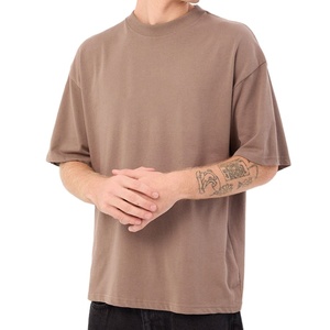 Camiseta de algodón grueso de 220 g/m², estilo streetwear, hombros caídos, corte holgado, personalizable con serigrafía, para hombre. - Product Image 6