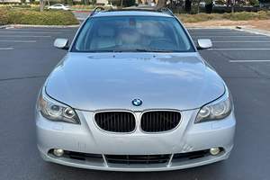 BMW 530XI SPORTS WAGON 2006 Económico, Volante a la Izquierda/Derecha - Product Image 4